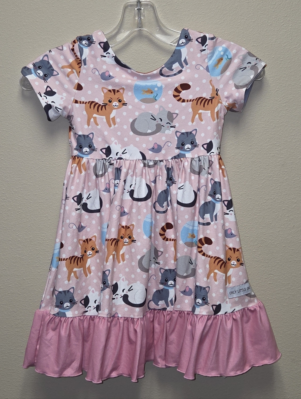 Only Little Once Girls Dress Sz 4 Reversible Cats & Dogs Buttery Soft
